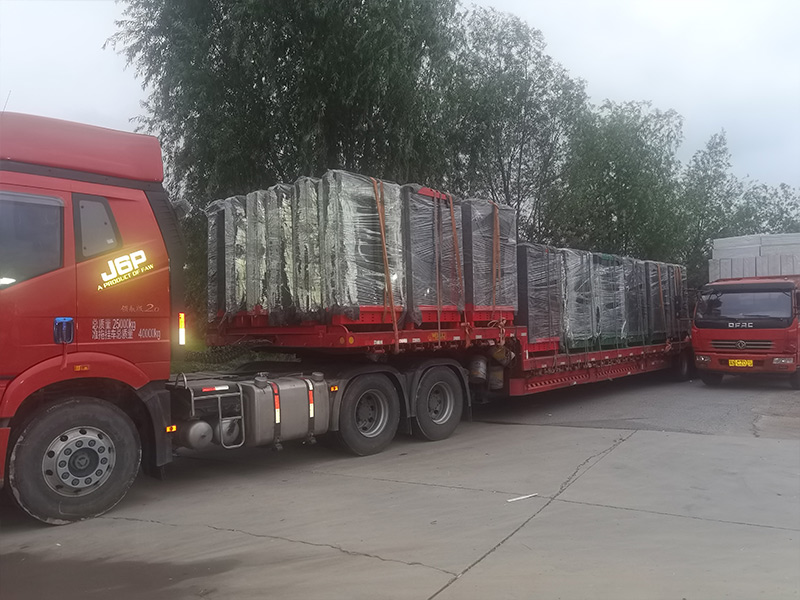 吉林通化路名牌燈箱100臺，第八車發(fā)貨！